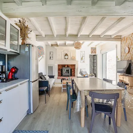 Maison Familiale A Village Semesterbostad Grand-Village-Plage