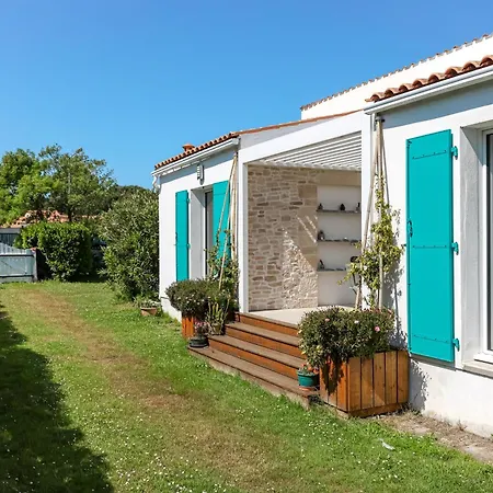 Maison Familiale A Village