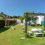 Maison Familiale A Village בית נופש *