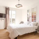 Maison Familiale A Village *
