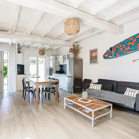 Maison Familiale A Village בית נופש *