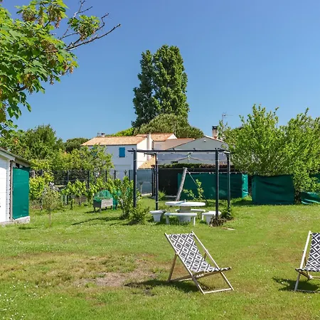 Дом отдыха Maison Familiale A Village Grand-Village-Plage